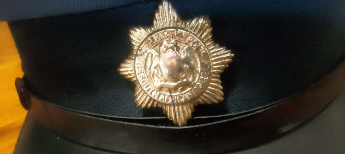 SADF/ Old SAP hat - collectors piece