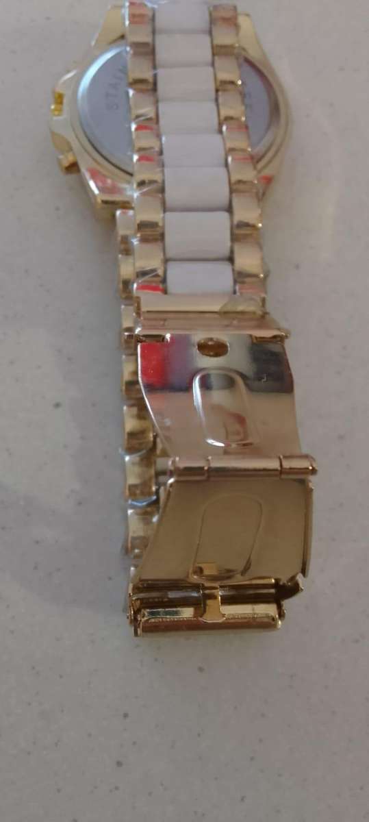 Geneva gents watch -still in new condition - never worn  - working order