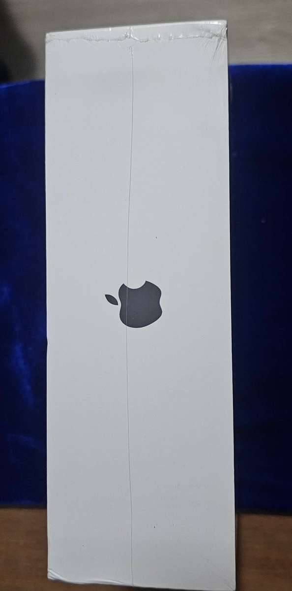 Apple Airpod Max Headphones (SEALED)