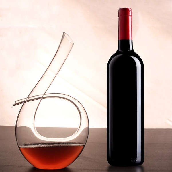 Luxurious Unique Wine Decanter Carafe