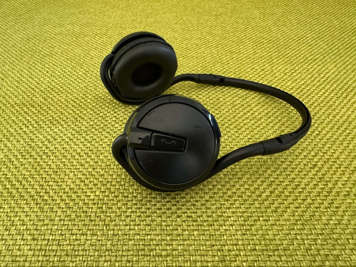 Volkano Strider Series Bluetooth Sports Headphones