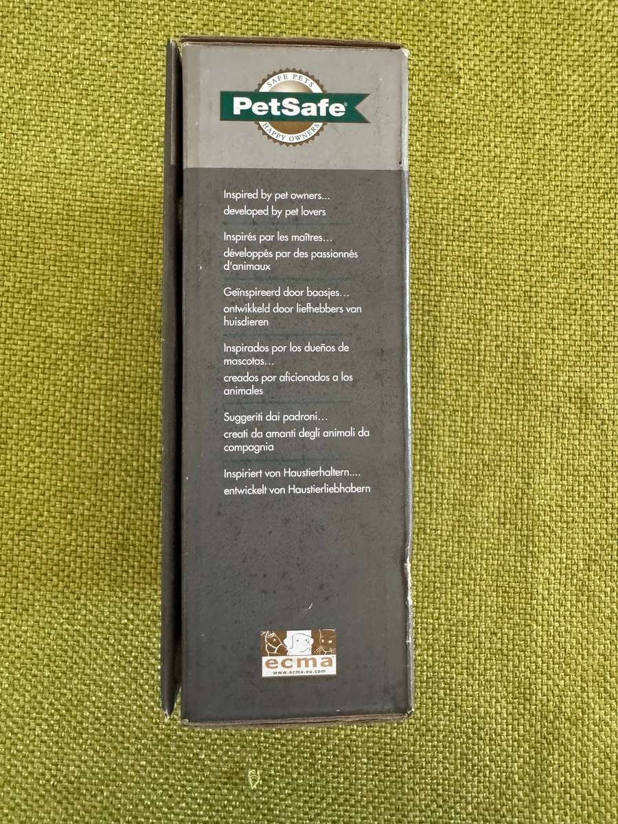 PetSafe® Bark Control (Little Dog Deluxe Spray Bark Control Collar)