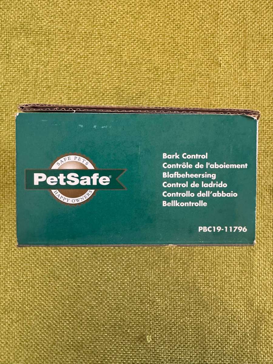 PetSafe® Bark Control (Little Dog Deluxe Spray Bark Control Collar)