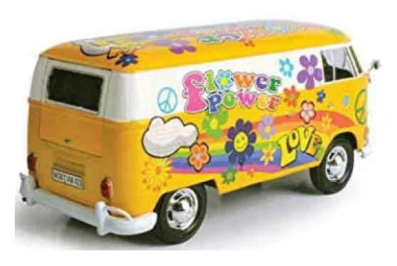 Motormax Motor Max 79575 VW Volkswagen Kombi T 1 T1 Panelvan Delivery Van "Flower Power" 1/24 scale