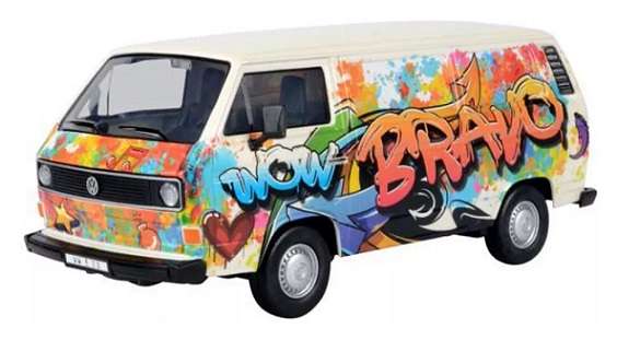 Motormax Motor Max 79599 VW Volkswagen Kombi T 3 T3 Transporter Panelvan "Bravo" Graffiti 1/24 scale