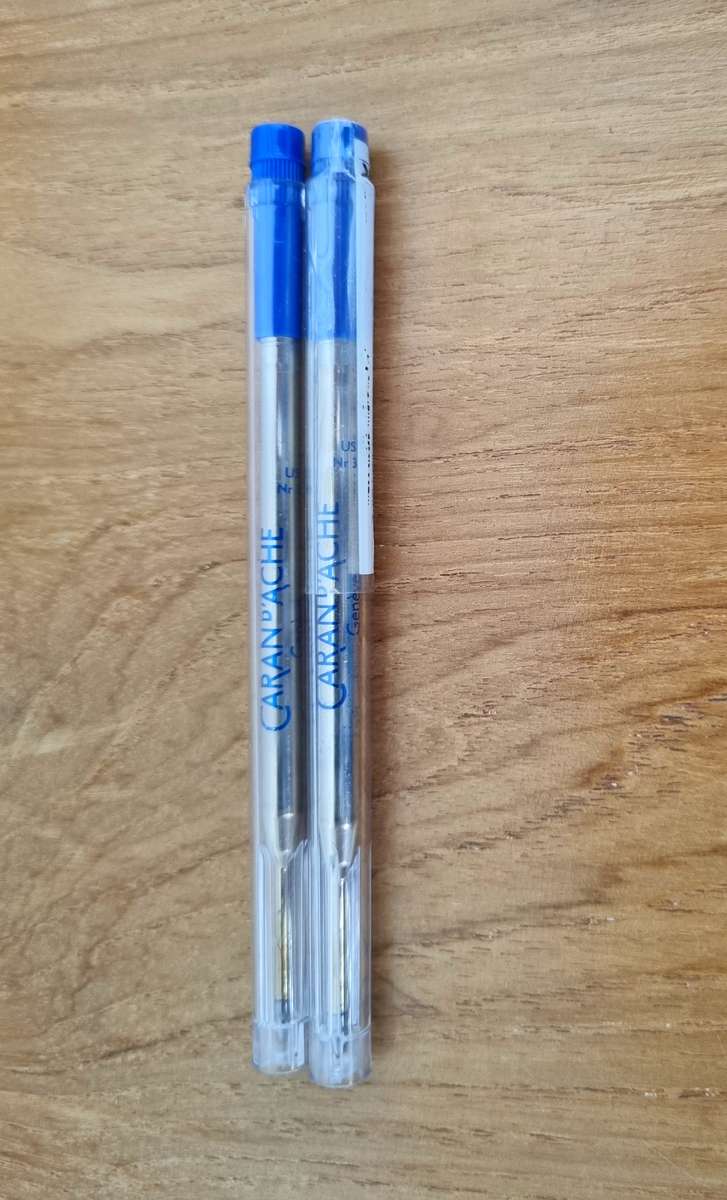 2 x Caran D'Ache Goliath refills - never been used