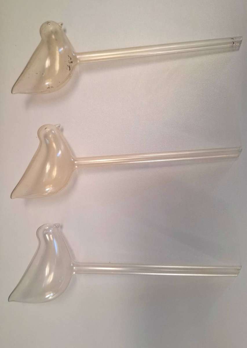 3 x Bird-Shaped Self-Watering Globes