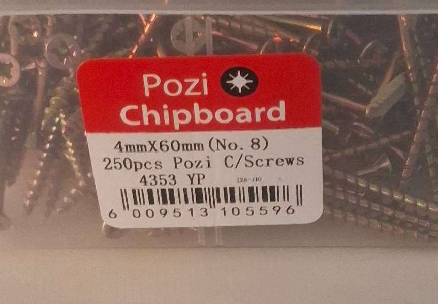 4mm x 60mm Pozi Chipboard Screws x 180