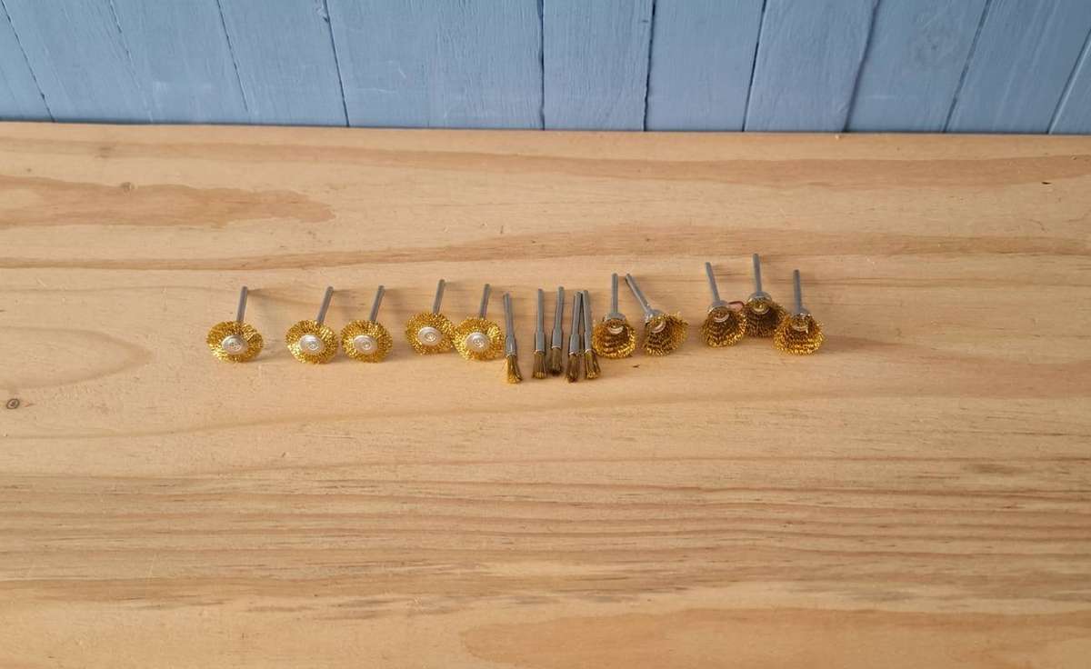 Steel Brushes and Polishers for Dremel (unused)