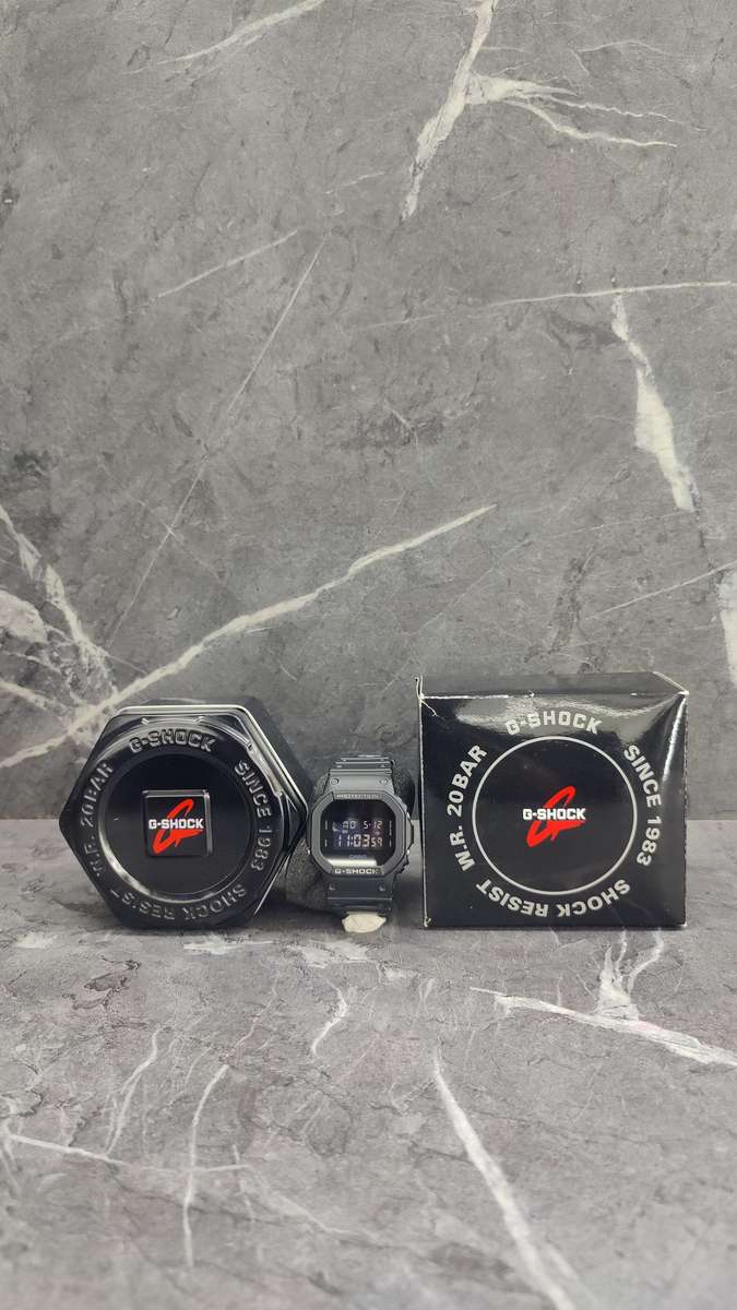 Casio - G-Shock Men's 5600 Series -DW-5600BBR-1