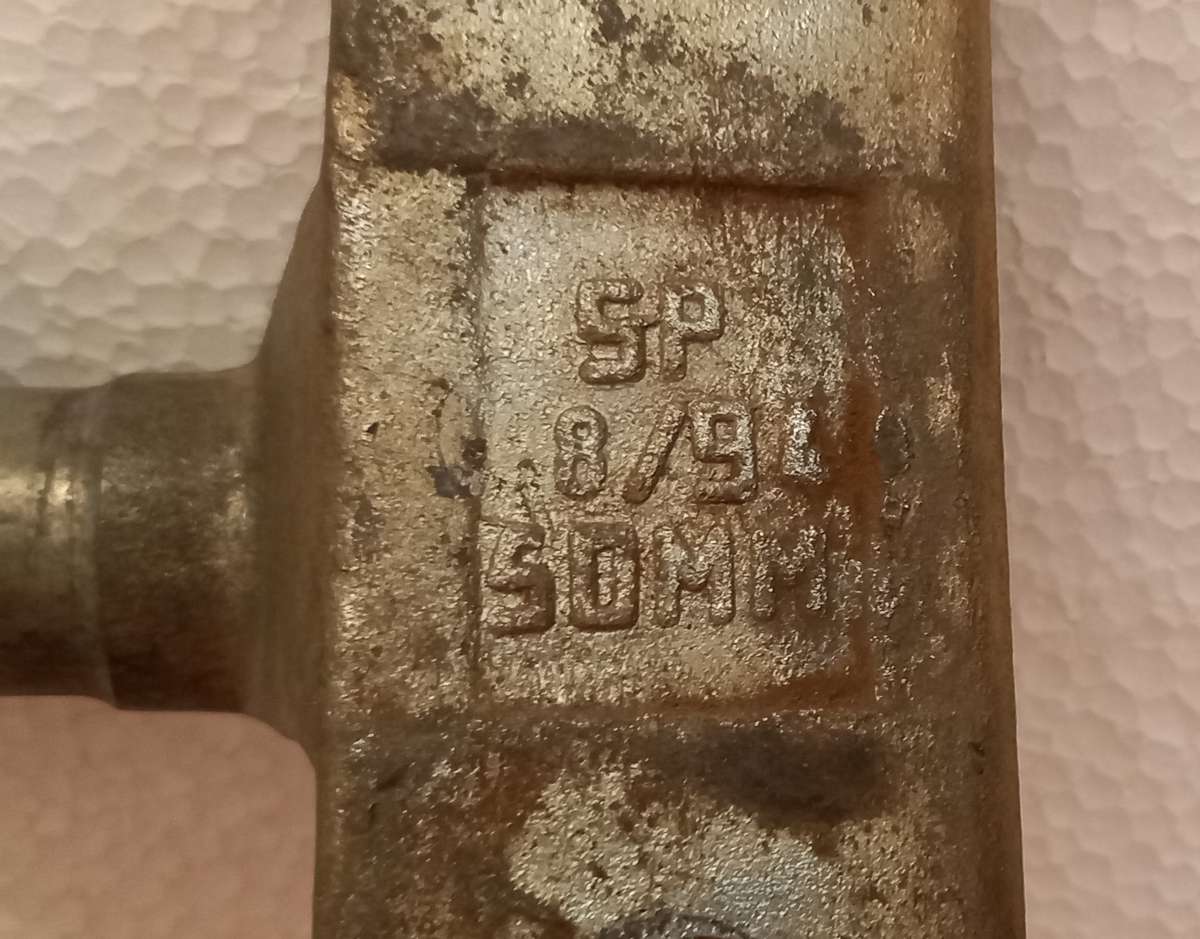 Trailer or caravan vehicle tow ball coupling