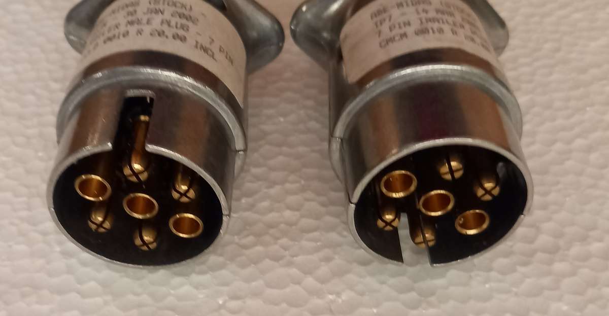 Two trailer male plug 7 pin adapters NEW OLD STOCK Cast aluminium body