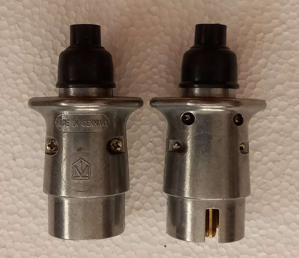 Two trailer male plug 7 pin adapters NEW OLD STOCK Cast aluminium body