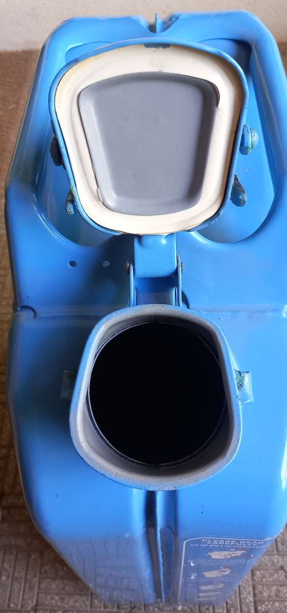 20 L Blue metal water jerry can as used by NATO forces (Pro  Quip)