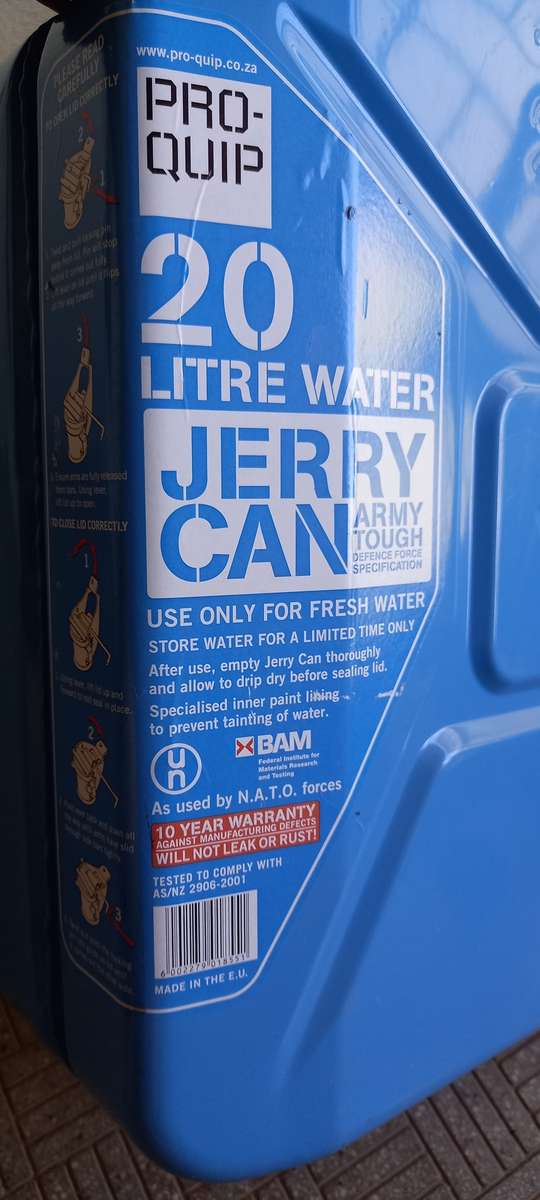 20 L Blue metal water jerry can as used by NATO forces (Pro  Quip)