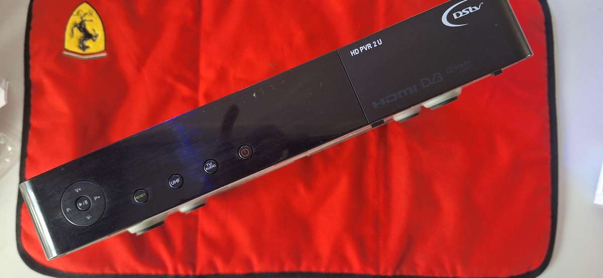 DSTV Decoder HD PVR 2U