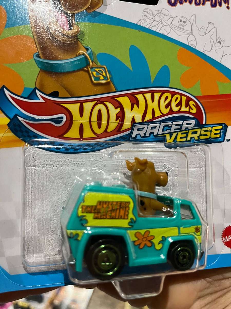 Hot wheels Scooby Doo with figure! 1/64 import