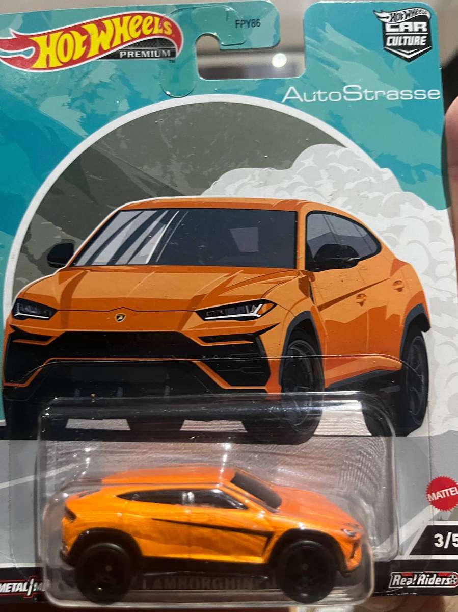 Hot wheels car culture Lamborghini Urus import