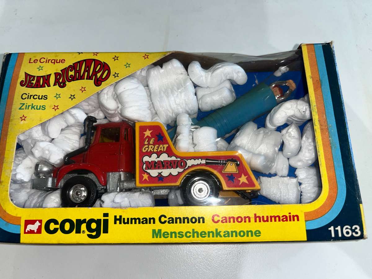Corgi toys  1163 human cannon