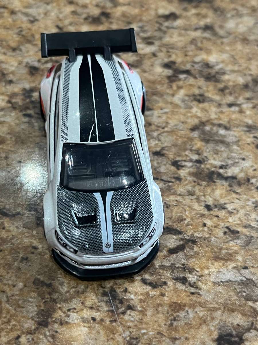 Hot wheels 1/64 loose Volkswagen Scirocco Challenge series.