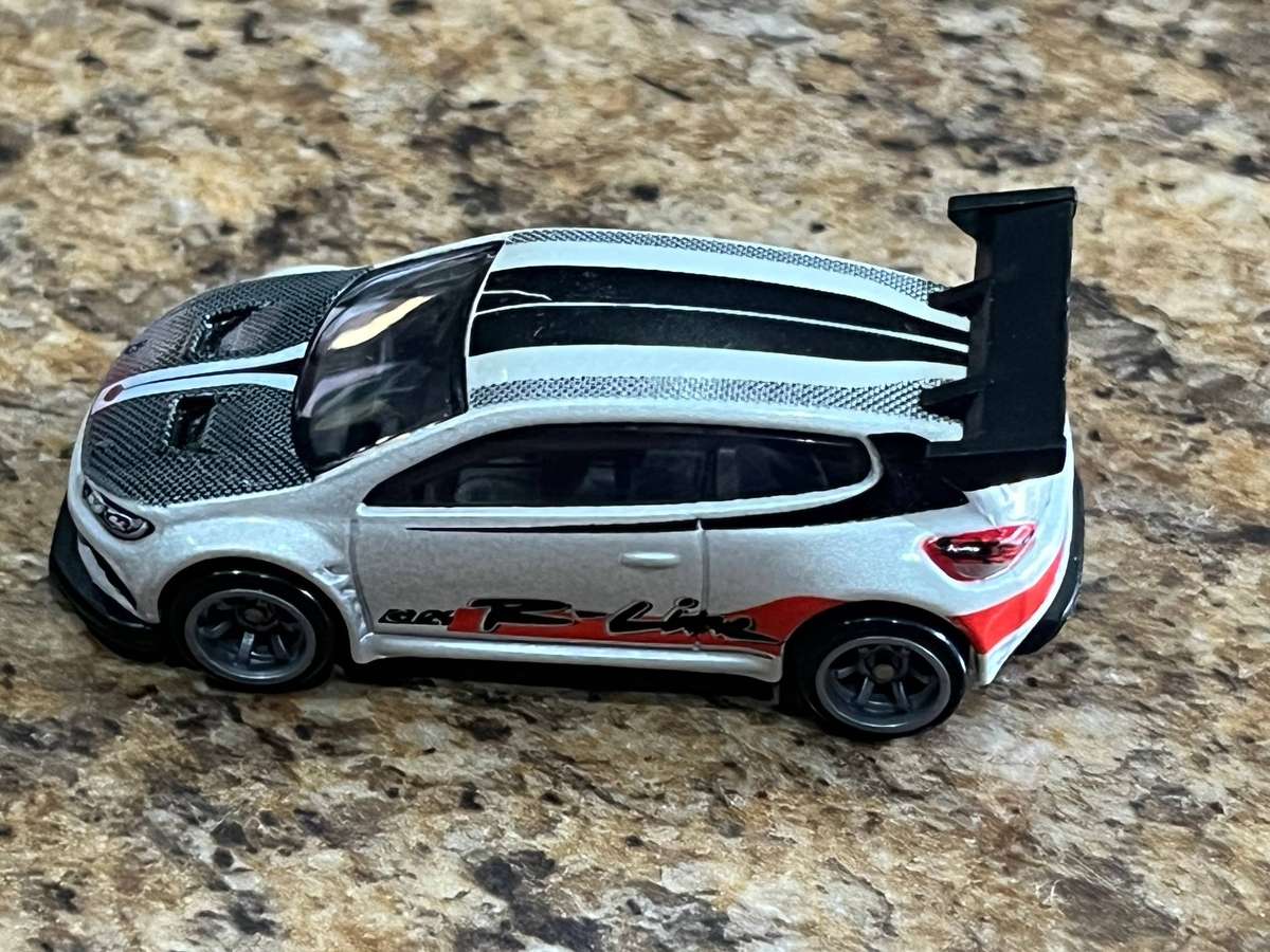 Hot wheels 1/64 loose Volkswagen Scirocco Challenge series.