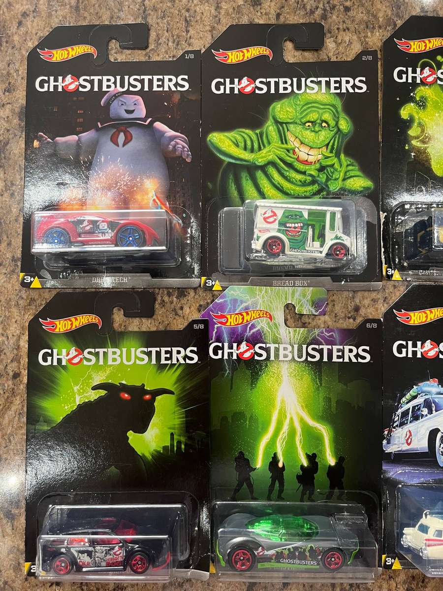 Hot wheels Ghostbusters set of 8