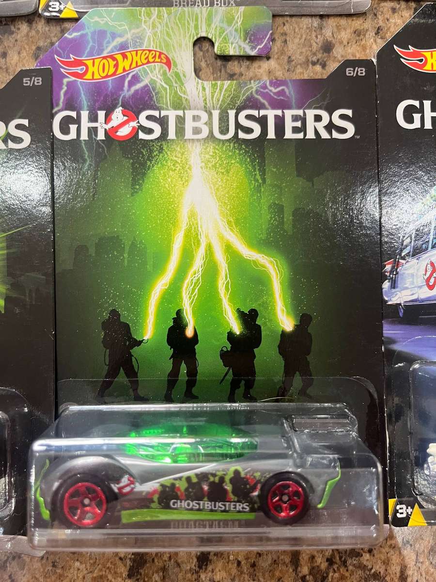 Hot wheels Ghostbusters set of 8