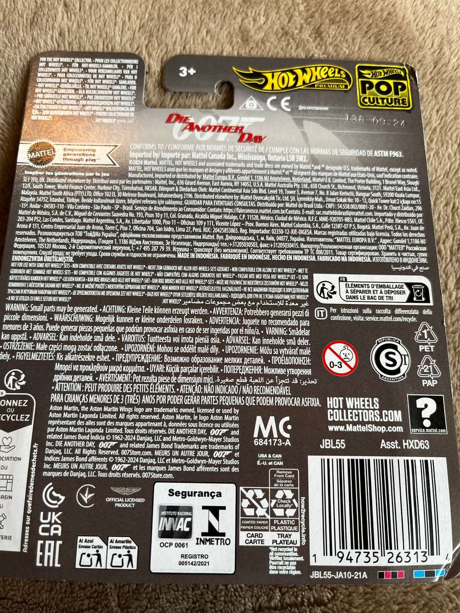 Hot wheels pop culture Aston Martin  Die  another day  r