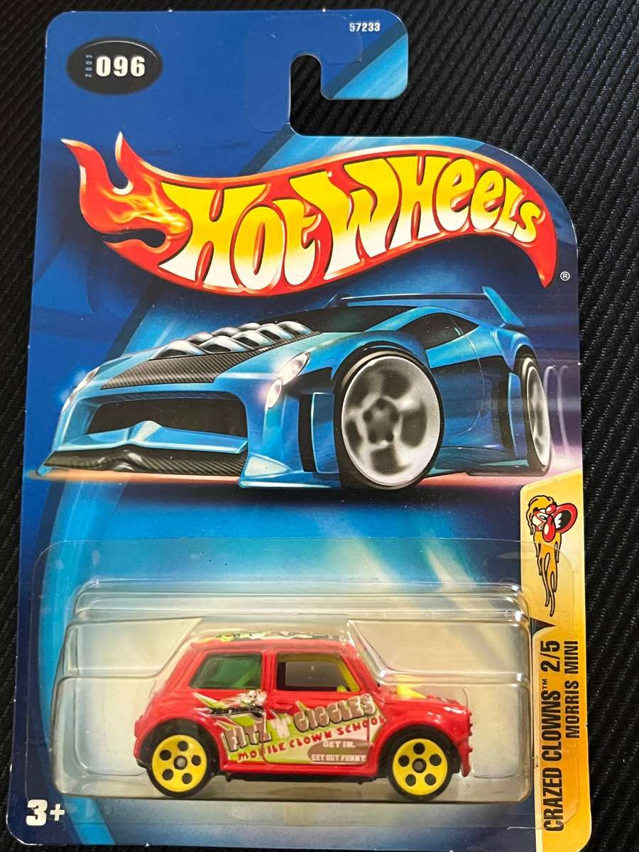 Hot wheels Mini Cooper long Card import. Scarce