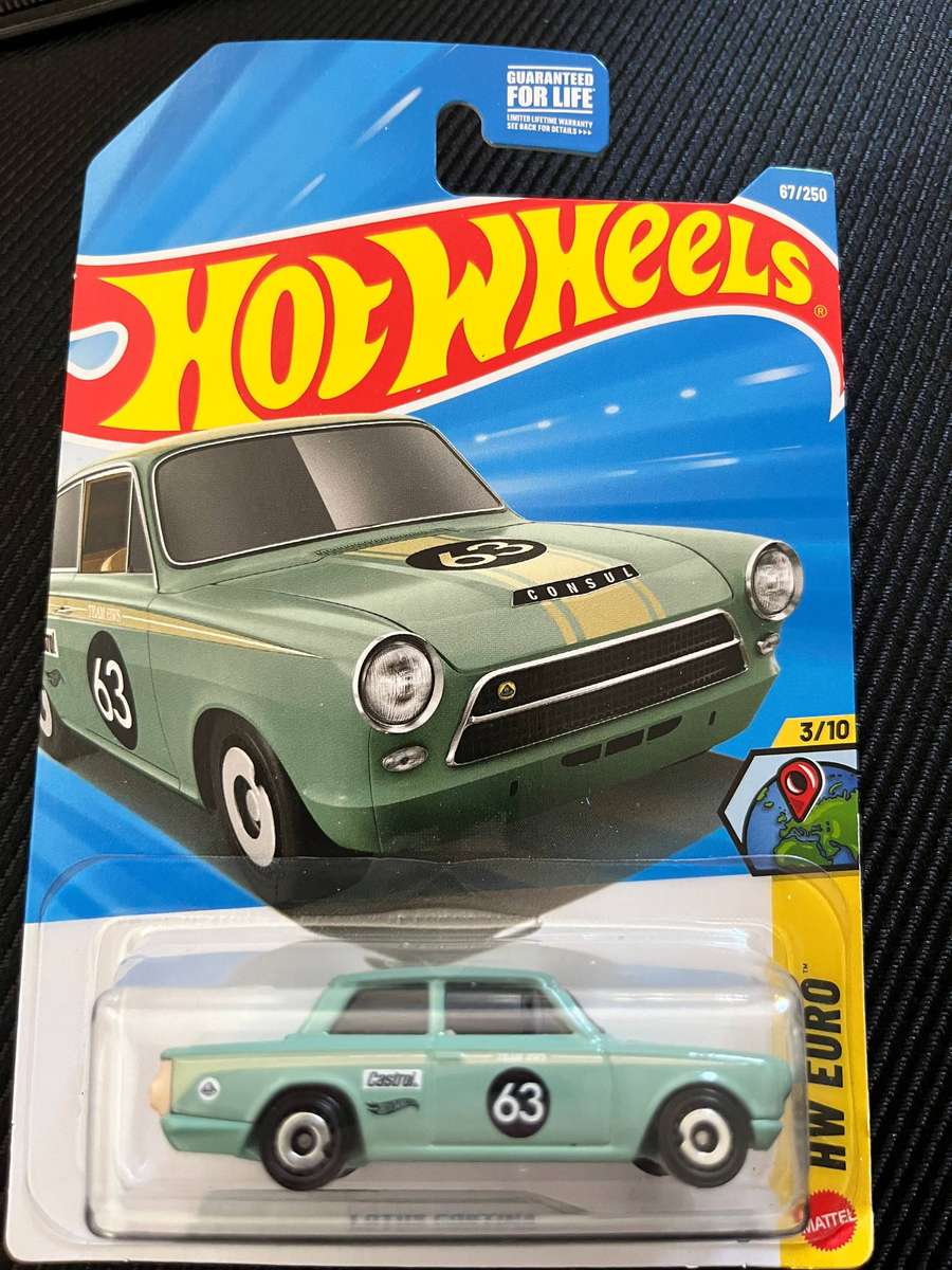 Hot wheels Ford cortina Kroger stores special edition. Limited !!
