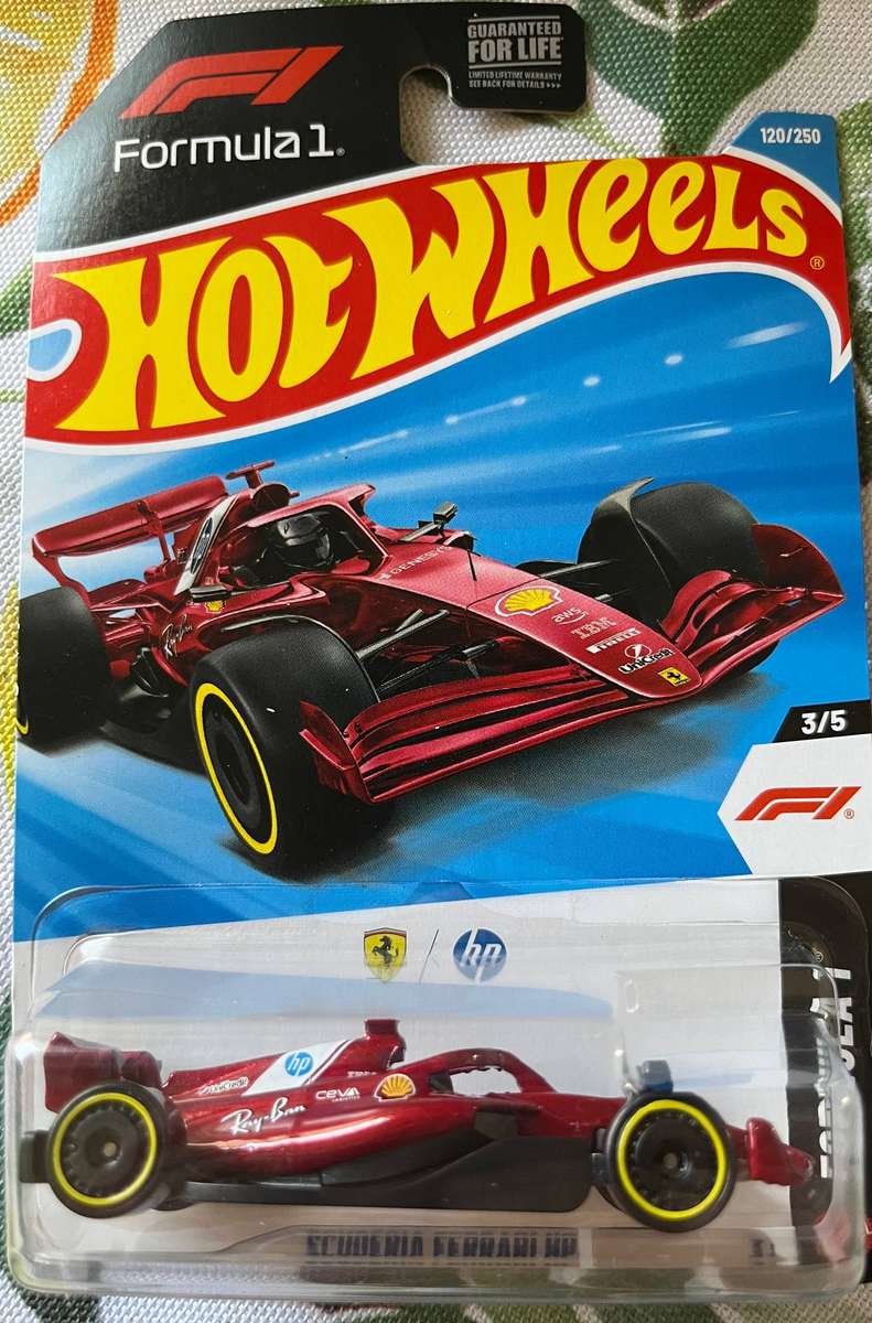 Hot wheels Ferrari F1 long card. Import