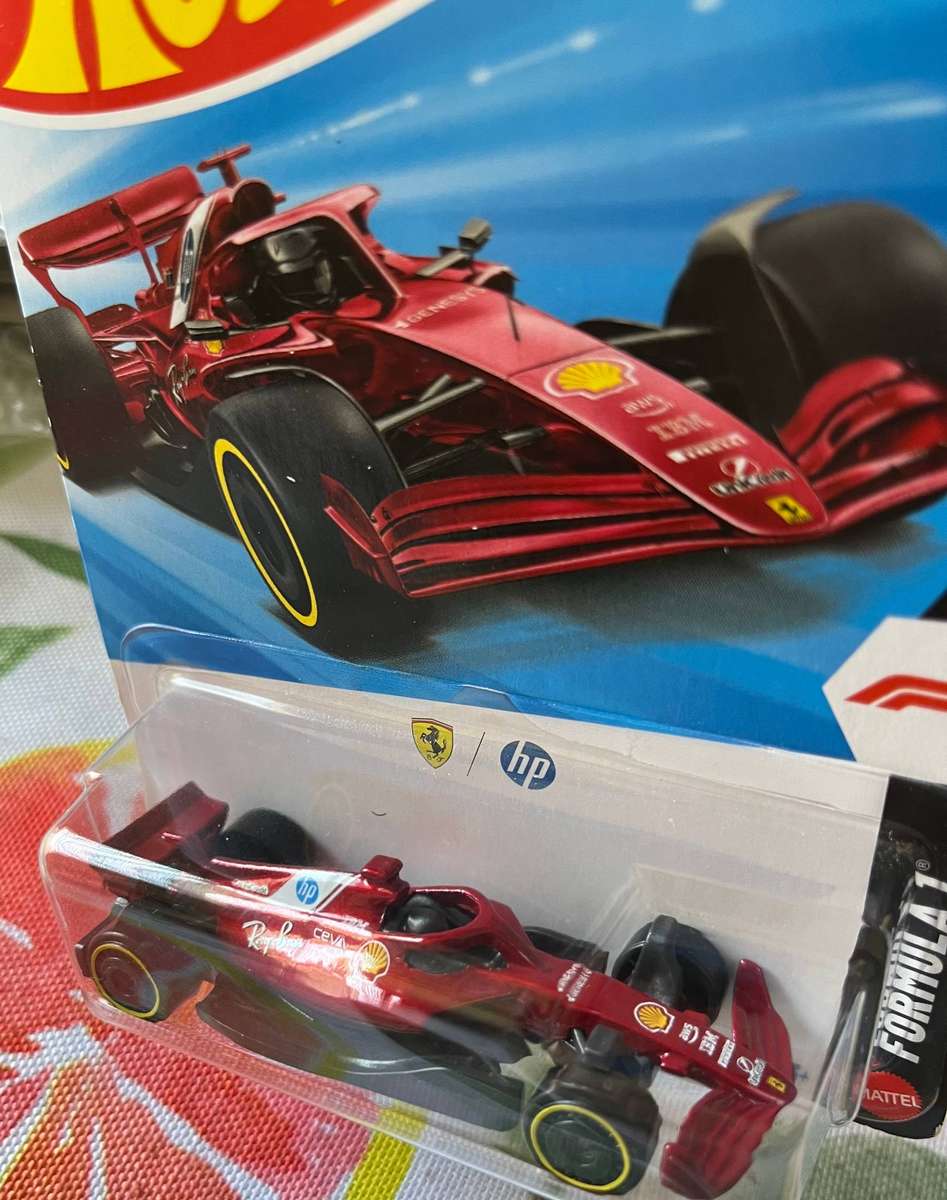 Hot wheels Ferrari F1 long card. Import