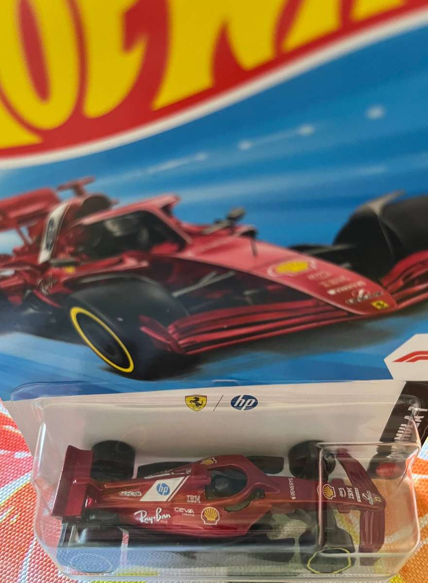 Hot wheels Ferrari F1 long card. Import