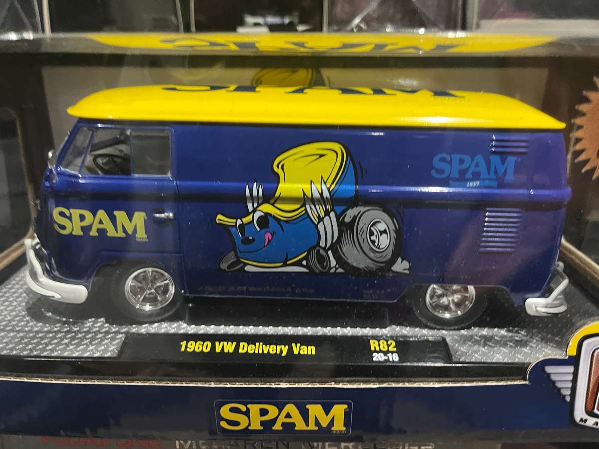 M2 Volkswagen kombi spam 1/24 scale import