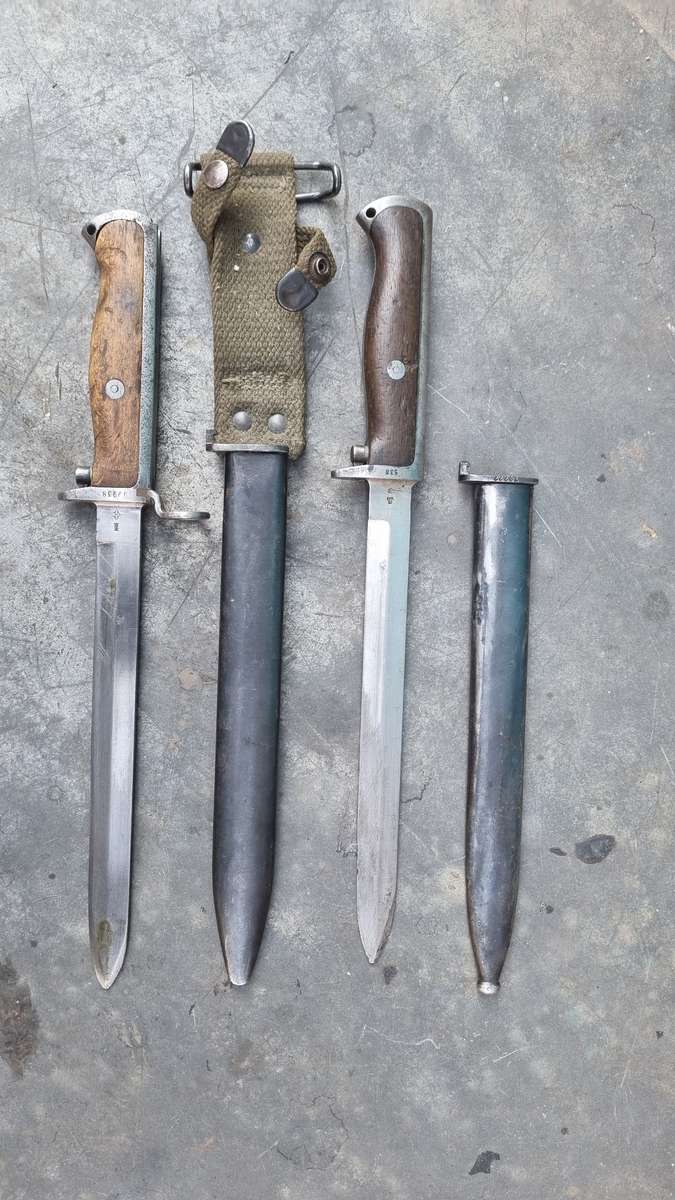 PAIR OF NORWEGIAN BAYONETS