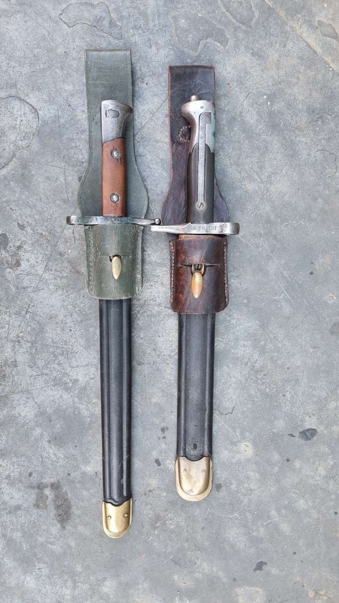 TWO ITALIAN BAYONETS M1870 AND M1891