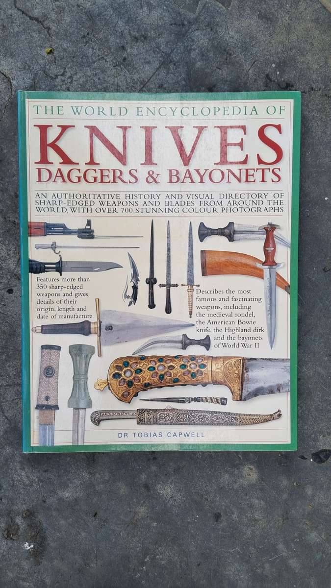 SADF UZI AND R1 BAYONET WITH BOOK