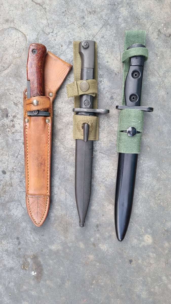 COLD WAR FRIENDS / BAYONETS
