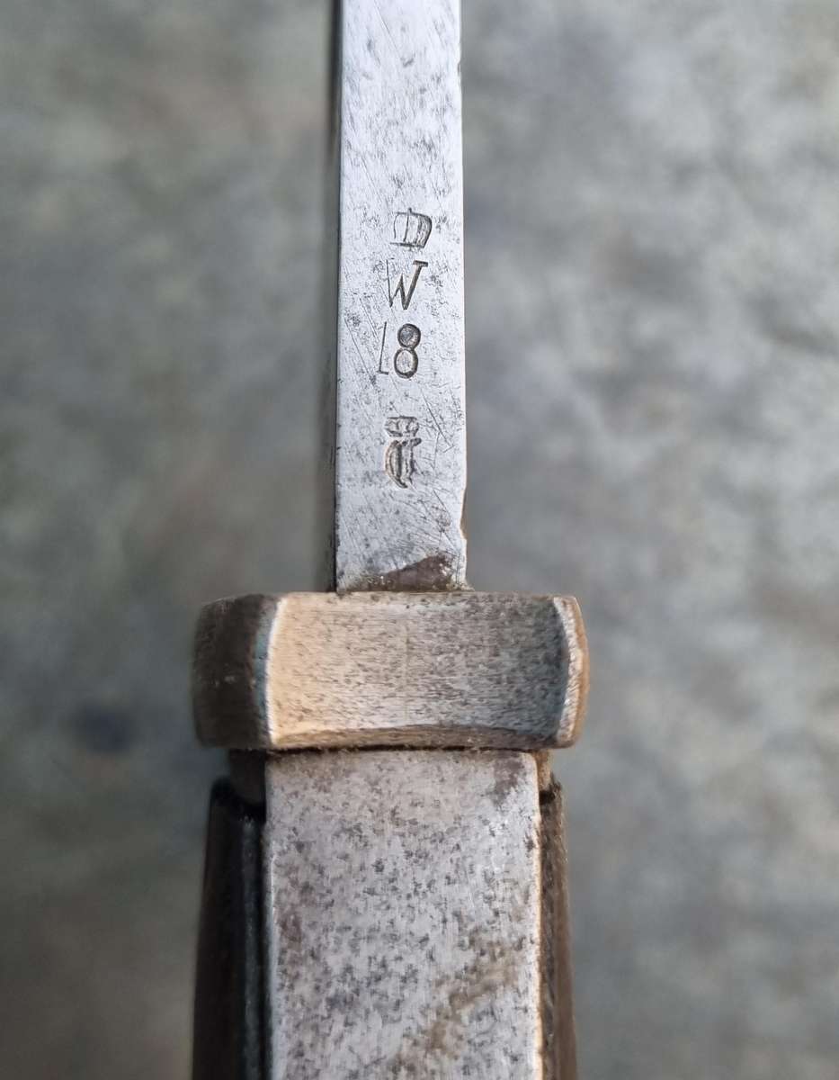 GERMAN WW1 BAYONET , MODEL 98/05 , KNOWN AS THE BUTCHER BAYONET