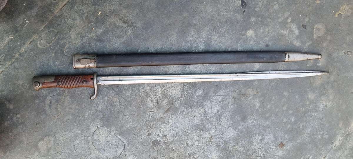 GERMAN 1898 QUILLBACK BAYONET , WW1