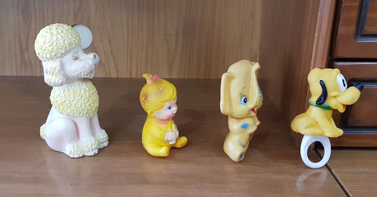 Adorable lot of Vintage Squeaky toys