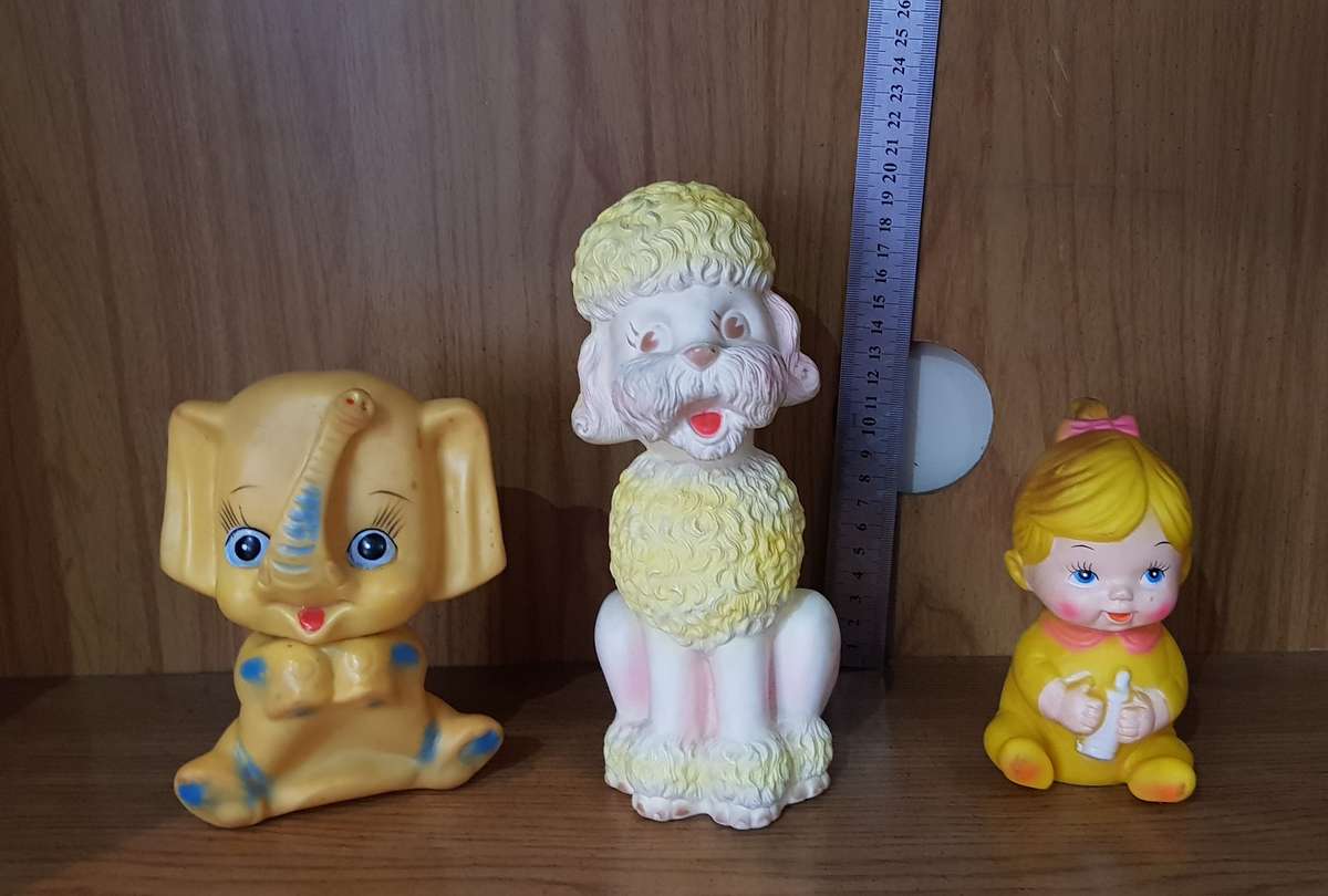 Adorable lot of Vintage Squeaky toys
