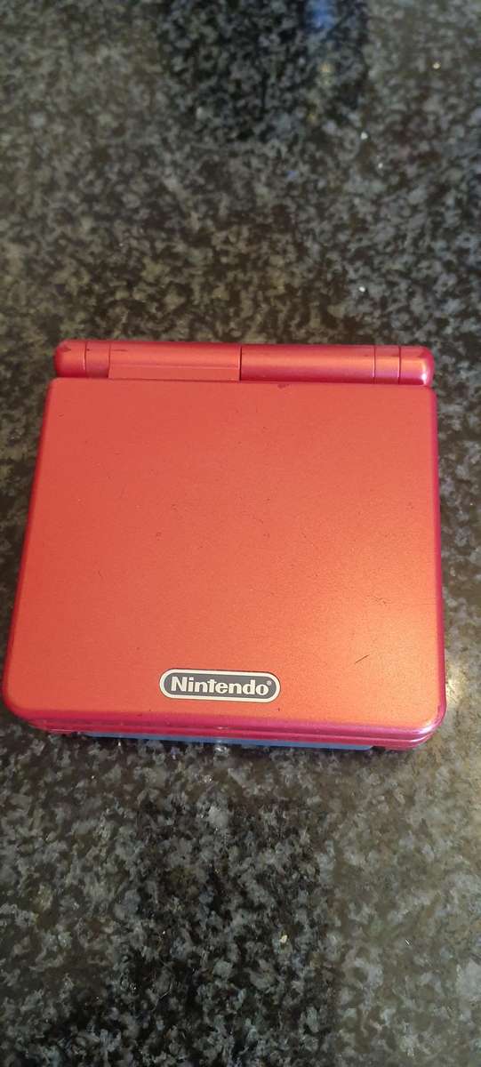 Rare Nintendo Gameboy advance SP (Please read description)
