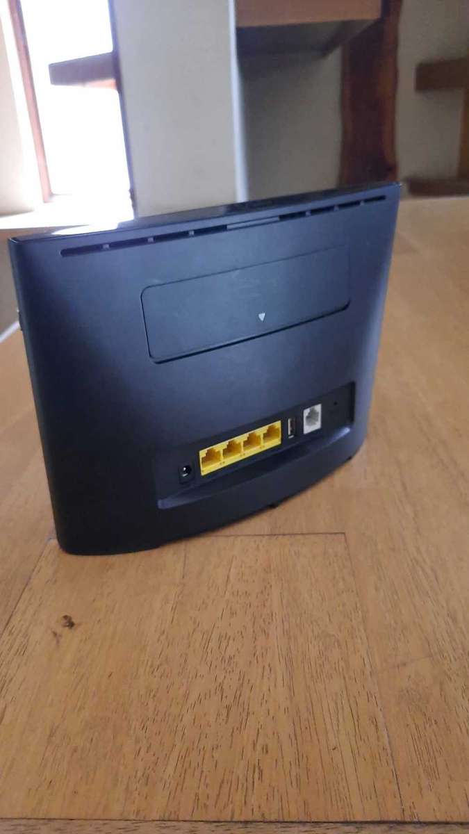 Huawei B525 LTE Wi-Fi Routers