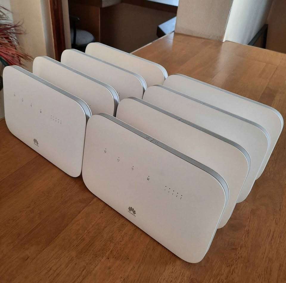 Huawei B612 CAT 6 Wifi Routers