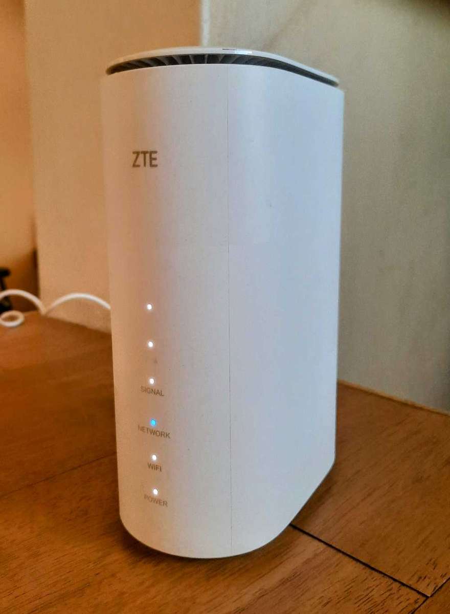 ZTE MC801A 5G ALL NETWORKS