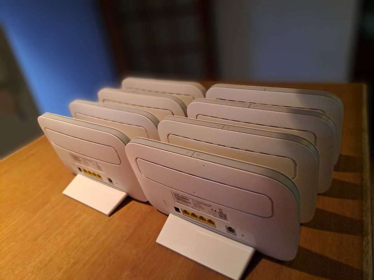 Huawei B612 Wifi Routers