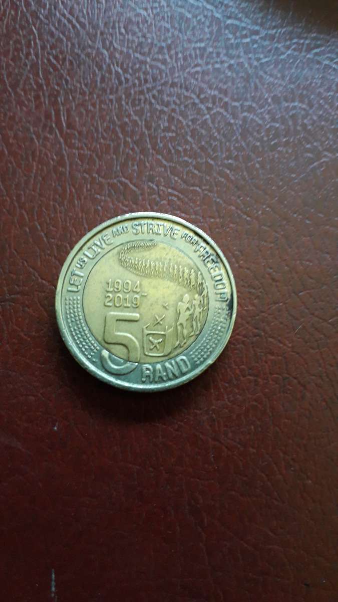 RSA 5 Rand  2019  Strive for freedom