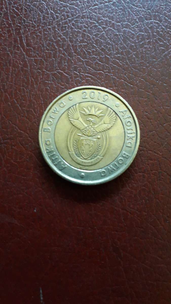 RSA 5 Rand  2019  Strive for freedom