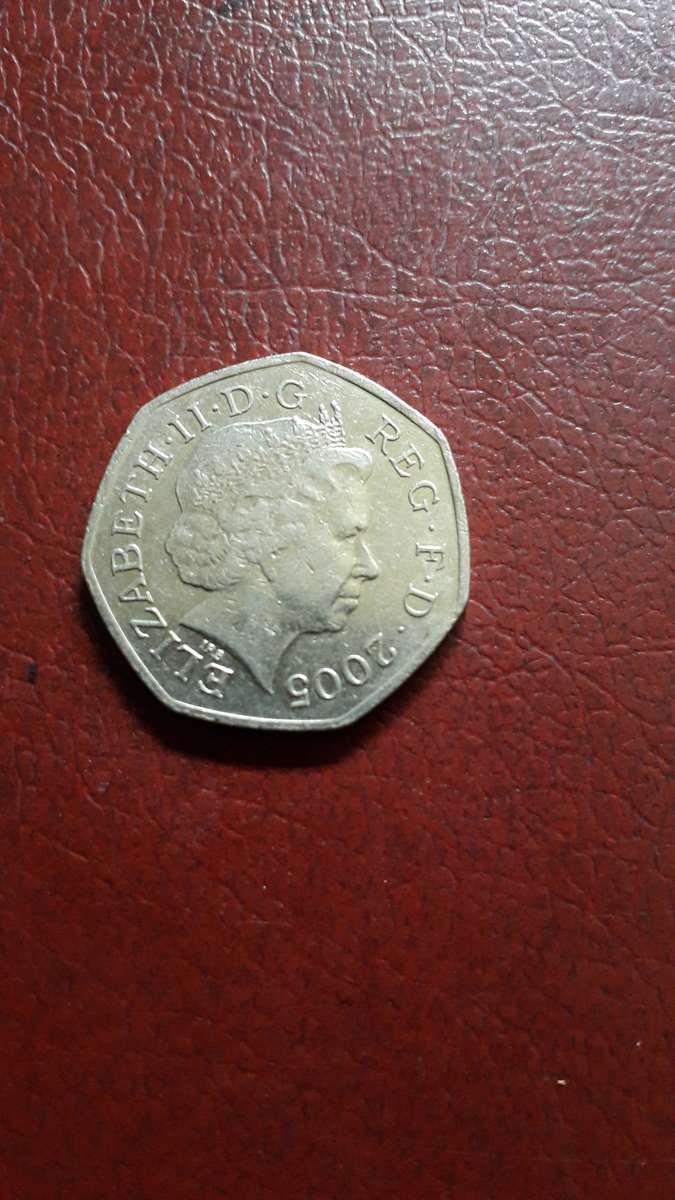 GB  50 Pence 2005